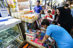 بازار لوازم التحریر خالی از فرهنگ و تولید ایرانی
