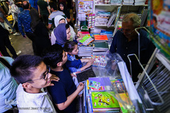 بازار لوازم التحریر خالی از فرهنگ و تولید ایرانی
