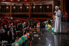 جشن تولد فرزندان شهدای مدافع حرم
