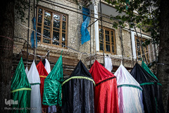 عرضه انواع لوازم هیات ها و ملزومات ماه محرم در بازار تهران