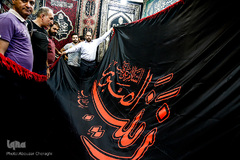 عرضه انواع لوازم هیات ها و ملزومات ماه محرم در بازار تهران