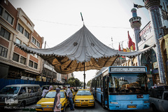 عرضه انواع لوازم هیات ها و ملزومات ماه محرم در بازار تهران