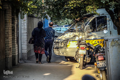 پارک خودرو در مسیر عابرین پیاده