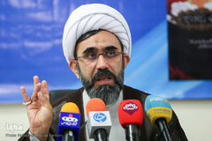  حجت الاسلام احمد شرفخانی، معاون فرهنگی و اجتماعی سازمان اوقاف و امور خیریه