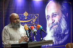 مسعود نجابتی؛ خوشنویس و گرافیست