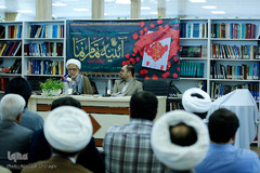 رونمایی کتاب آئینه تمام نما 