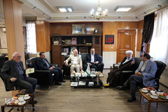 آیین رونمایی از کتاب «آموزش جامع قرآن کریم» 