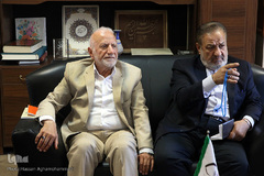 آیین رونمایی از کتاب «آموزش جامع قرآن کریم» 