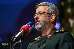 مراسم تجلیل از هنرمندان عرصه ایثار و شهادت