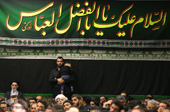 مراسم عزاداری شب تاسوعای حسینی با حضور رهبر معظم انقلاب