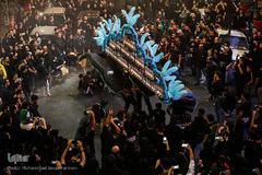 مراسم عزاداری شب عاشورای حسینی در تهران