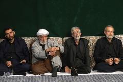 عزاداری شب عاشورای حسینی با حضور رهبر معظم انقلاب