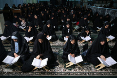 کرسی تلاوت قرآن شب عاشورا در حرم عبدالعظیم حسنی (ع)