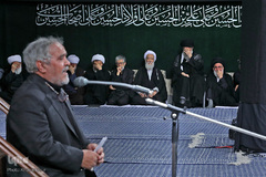 عزاداری شام غریبان حسینی در محضر رهبر انقلاب