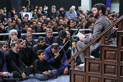 عزاداری شام غریبان حسینی در محضر رهبر انقلاب
