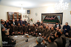 سوگ‌نشینی قاریان قرآن در سومین شب شهادت امام حسین(ع)