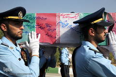 تشییع پیکرهای مطهر دو شهید گمنام دفاع مقدس در شهرک آسمان پایگاه یکم شکاری مهرآباد