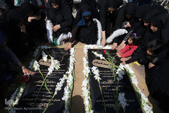 تشییع پیکرهای مطهر دو شهید گمنام دفاع مقدس در شهرک آسمان پایگاه یکم شکاری مهرآباد