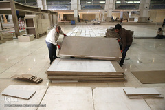 آماده سازی غرفه ایکنا در بیست و سومین نمایشگاه مطبوعات