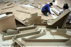 آماده سازی غرفه ایکنا در بیست و سومین نمایشگاه مطبوعات