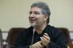 ظهر دلنشین «هادی فروزان»
