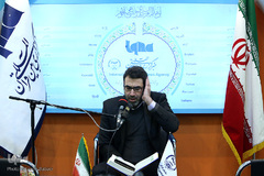 غرفه ایکنا در هشتمین روز نمایگاه مطبوعات