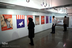 افتتاحیه نمایشگاه پوستر «سقوط شیطان بزرگ»