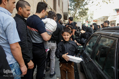 پخت و توزیع غذای نذری در روز اربعین حسینی
