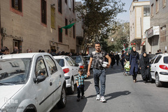 پخت و توزیع غذای نذری در روز اربعین حسینی
