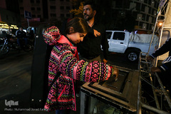 جمع آوری کمک های مردی برای زلزله زدگان 