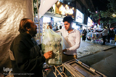 جمع آوری کمک های مردی برای زلزله زدگان 