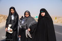 زائران پیاده امام رضا (ع)