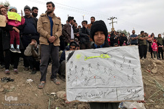 حضور رهبر معظم انقلاب در منطقه زلزله‌زده سرپل ذهاب