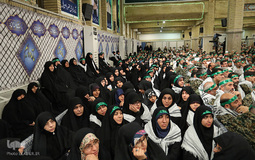 دیدار هزاران نفر از بسیجیان سراسر کشور با رهبر معظم انقلاب