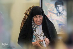 دیدار جامعه قرآنی با خانواده شهید محمود ریاحی
