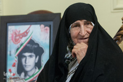 دیدار جامعه قرآنی با خانواده شهید محمود ریاحی
