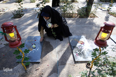 مراسم غبارروبی مزار شهداء بهشت زهرای تهران در هفته بسیج