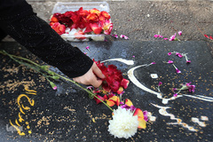 مراسم غبار روبی مزار شهداء بهشت زهرای تهران در هفته بسیج