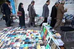 کتابگردی عبدالهادی فقهی‌زاده، معاون قرآن و عترت وزیر فرهنگ و ارشاد اسلامی 