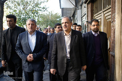 کتاب گردی احمد مسجد جامعی
