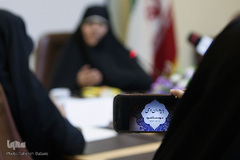 شانزدهمین نشست«با یاوران وحی»
