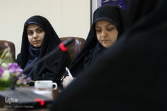 شانزدهمین نشست«با یاوران وحی»
