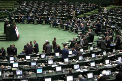 تقدیم لایحه بودجه سال ۹۶ توسط رییس جمهوری به مجلس