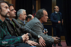 سیف الله صمدیان عکاس و مستندساز در ششمین دوره ۱۰ روز با عکاسان مشاهده می شود.