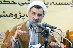 حجت‌الاسلام و المسلمین عبدالحسین خسروپناه، رییس موسسه حکمت و فلسفه ایران