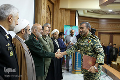 دومین همایش قران و نماز وزارت دفاع