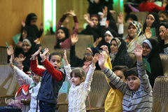 جشن تولد فرزندان شهدای مدافع حرم در شب میلاد حضرت عبدالعظیم حسنی(ع)