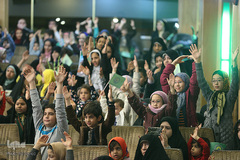 جشن تولد فرزندان شهدای مدافع حرم در شب میلاد حضرت عبدالعظیم حسنی(ع)