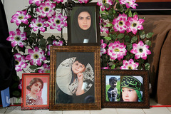 مراسم چهلمین روز در گذشت جانباختگان زلزله کرمانشاه