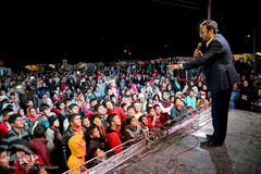 برگزاری مراسم برای کودکان آسیب دیده مناطق زلزله زده 